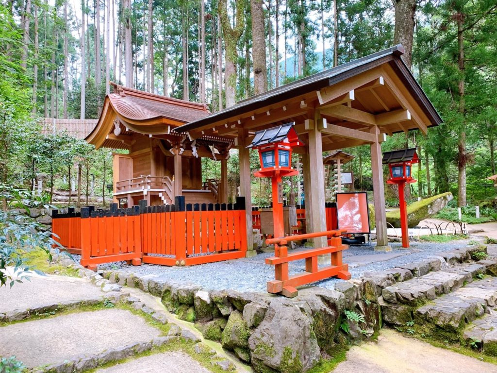 貴船神社　結社　